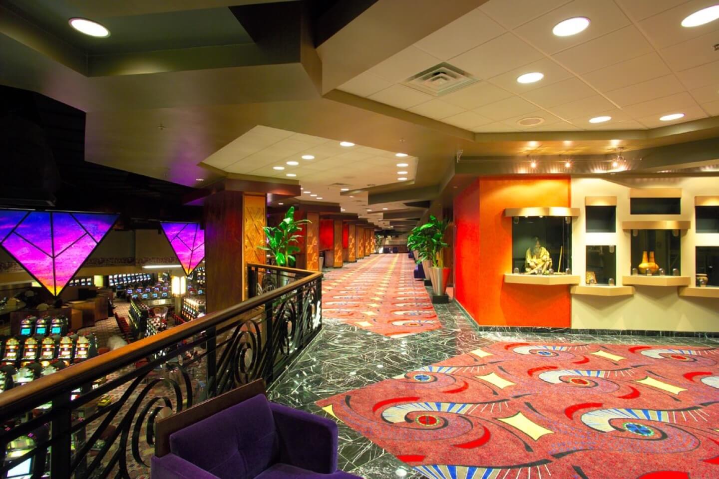 cherokee casino hotel roland okla